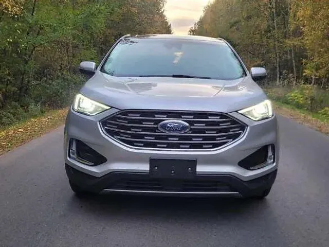 Ford Edge - фото 2