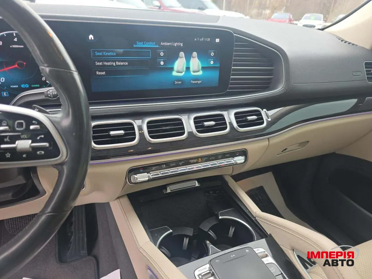 Mercedes-Benz GLS - фото 7