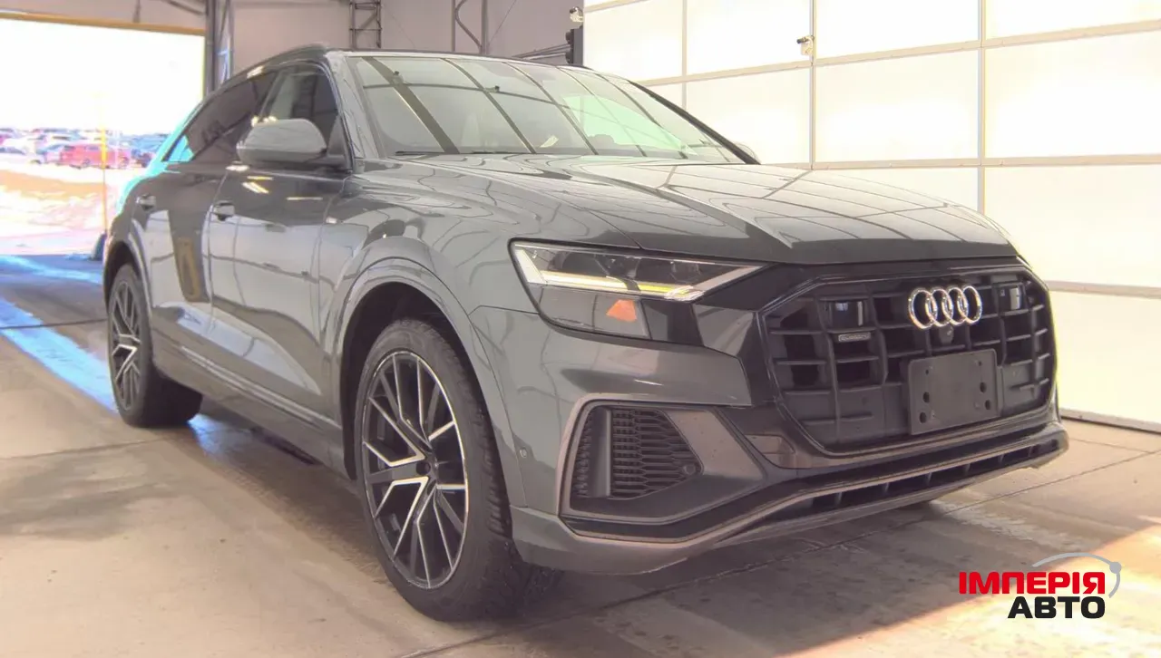 Audi Q8 - фото 1