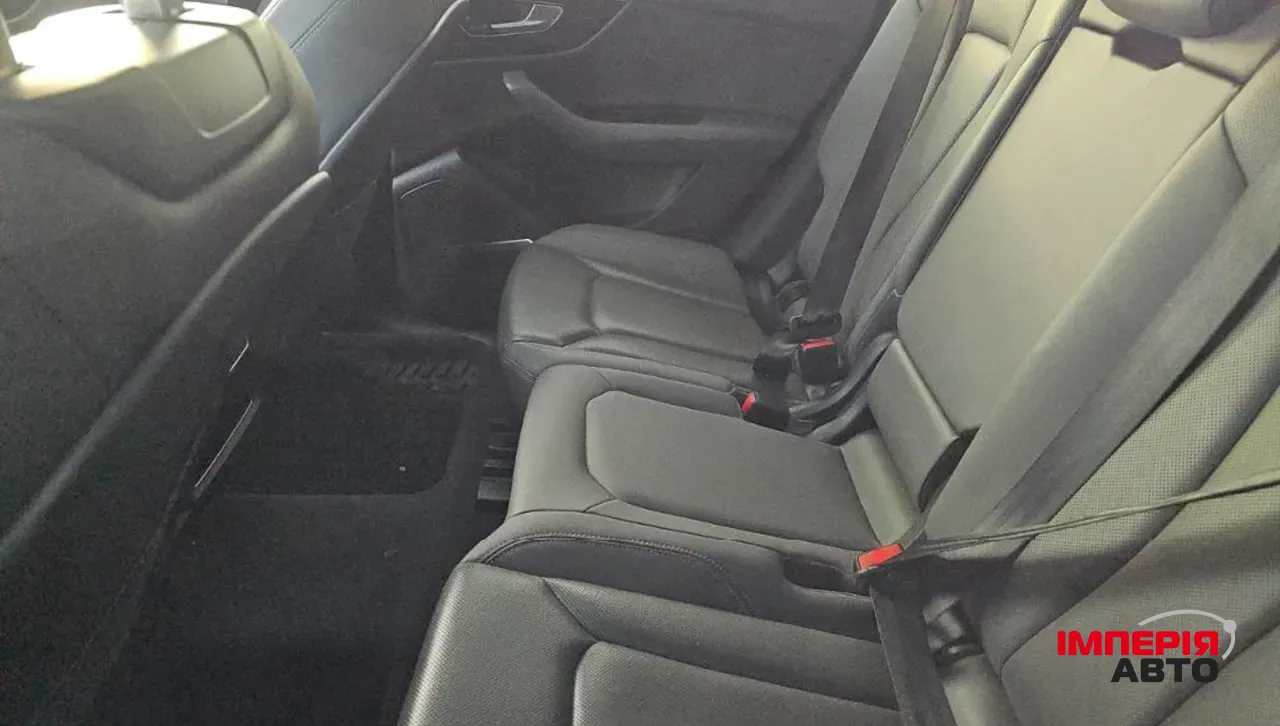 Audi Q8 - фото 8