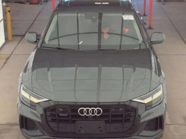 Audi Q8 - фото 3