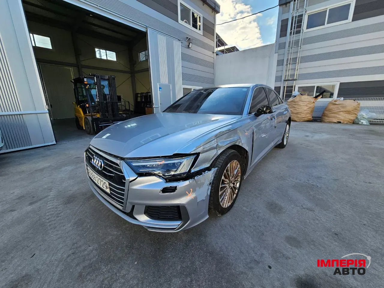 Audi A6 - фото 2