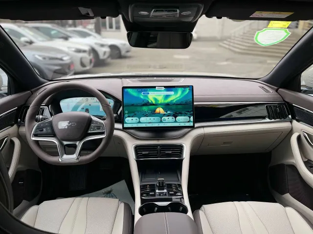 BYD Song Plus - фото 4