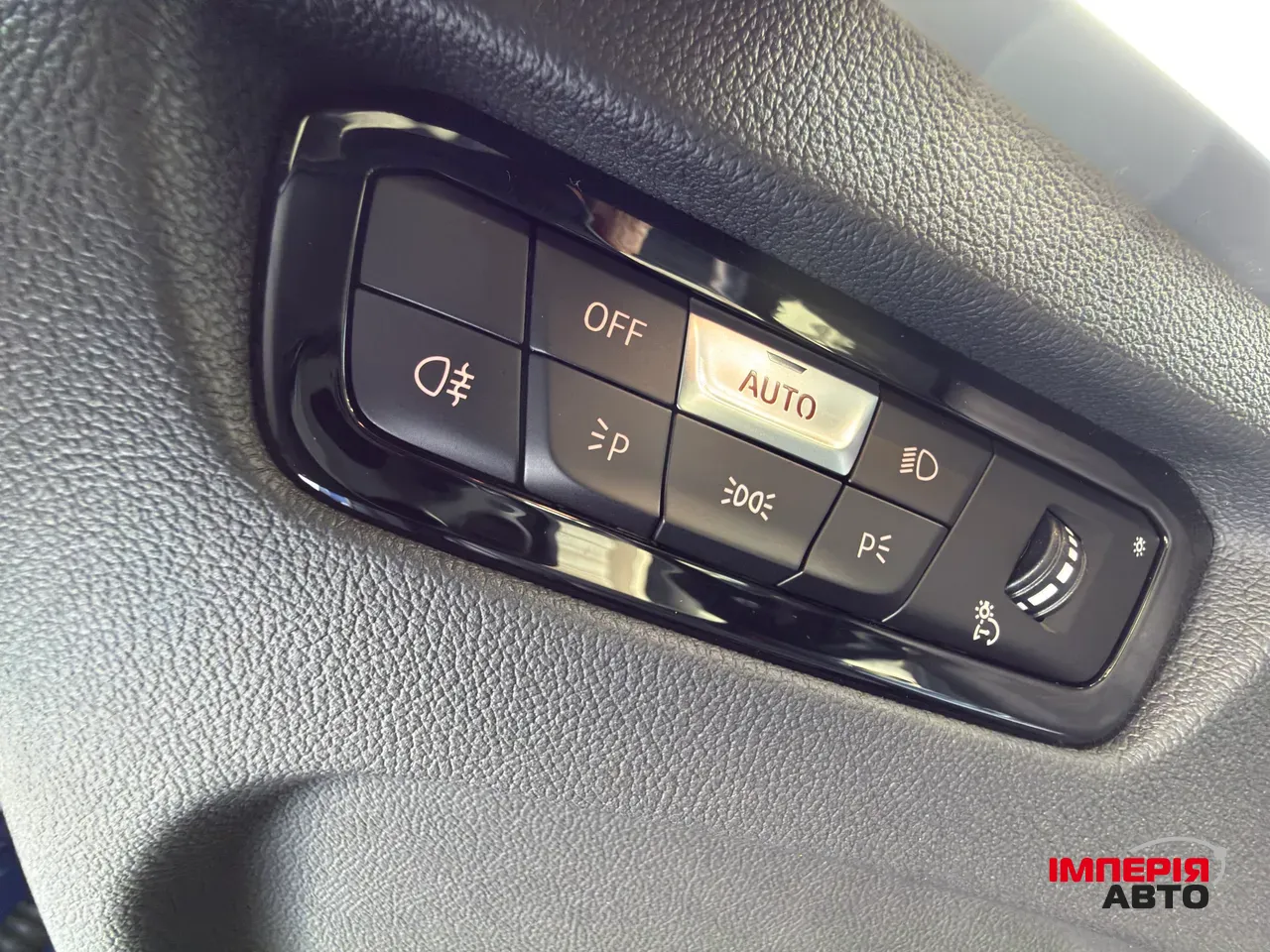 BMW i4 - фото 35