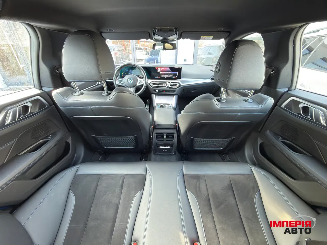 BMW i4 - фото 18