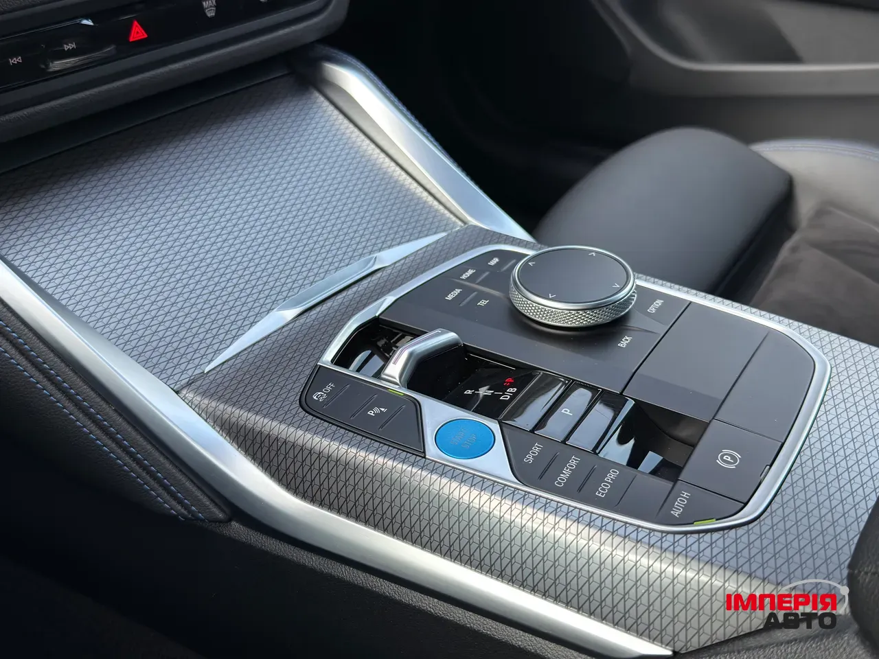 BMW i4 - фото 30