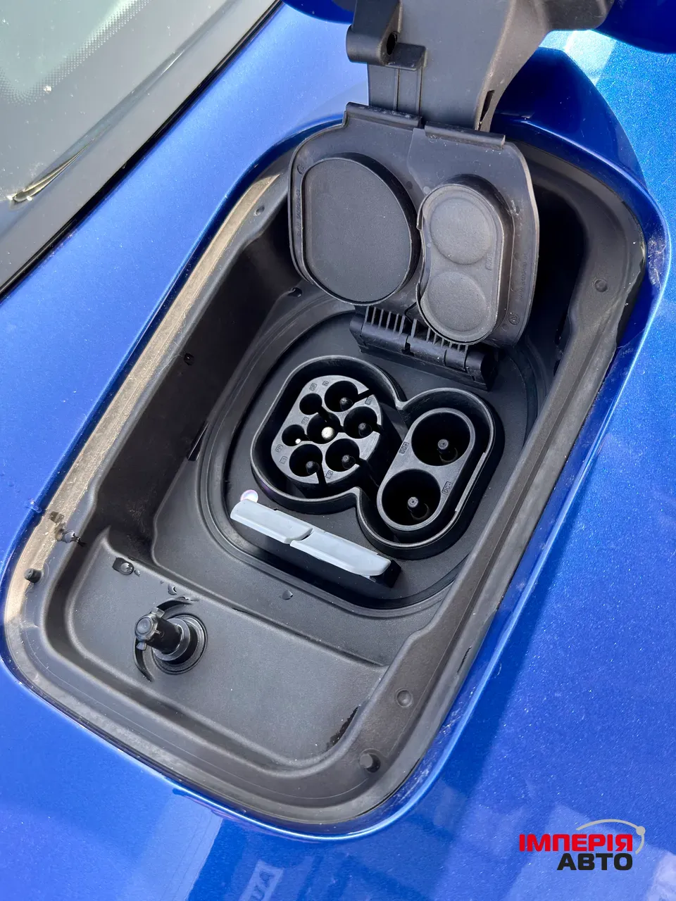 BMW i4 - фото 33