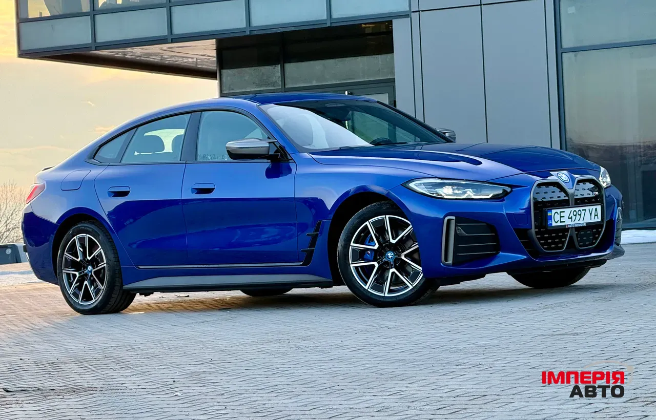 BMW i4 - фото 2