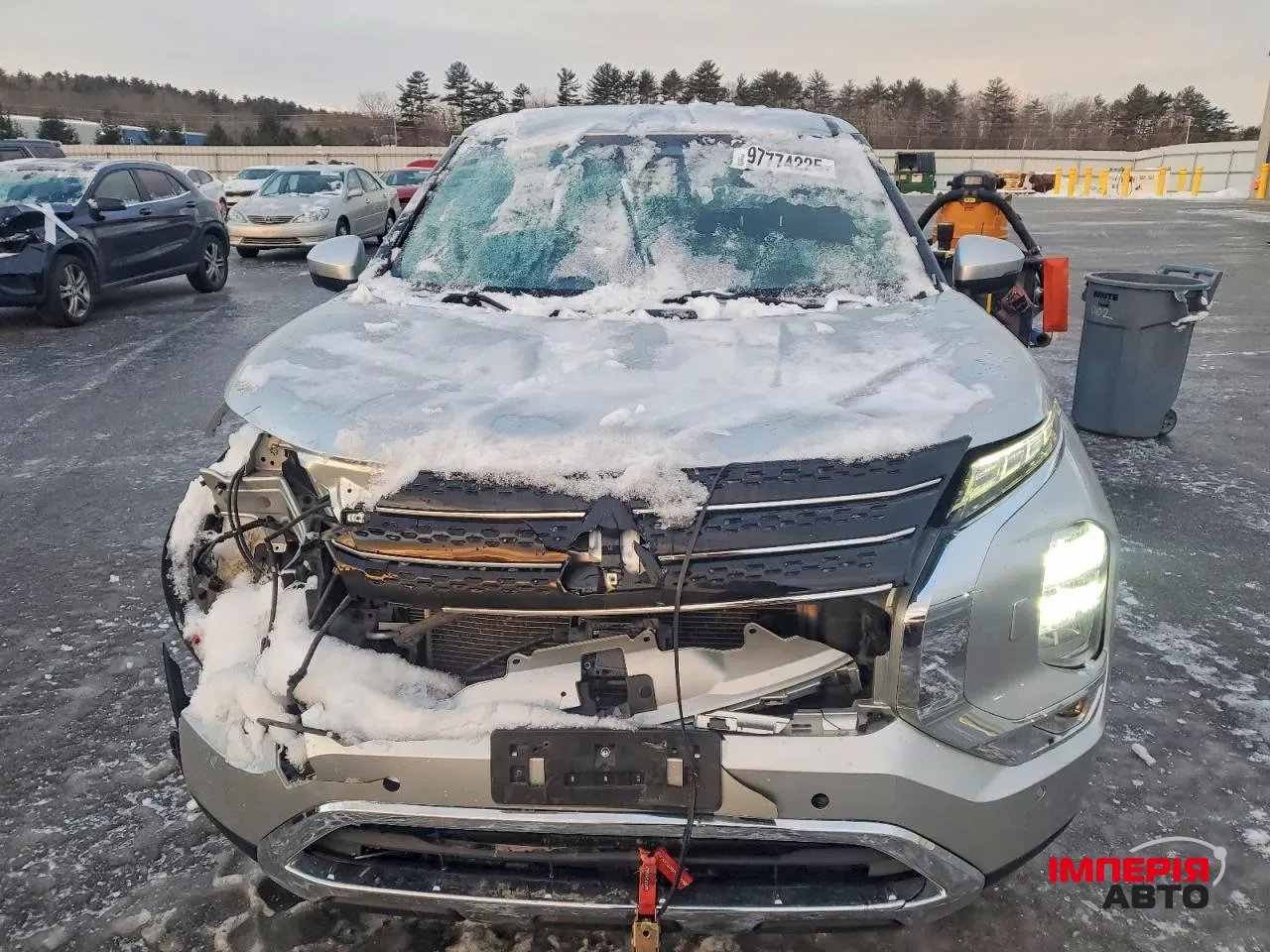 Mitsubishi Outlander - фото 2