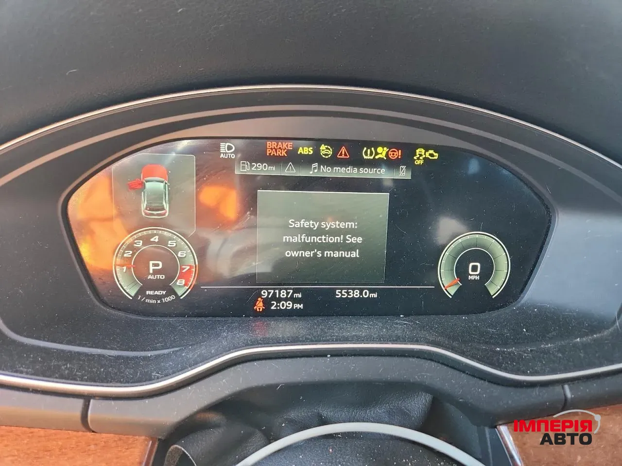 Audi Q5 - фото 9