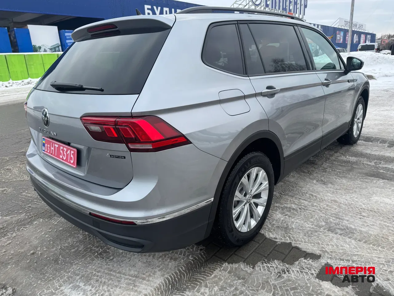 Volkswagen Tiguan - фото 3
