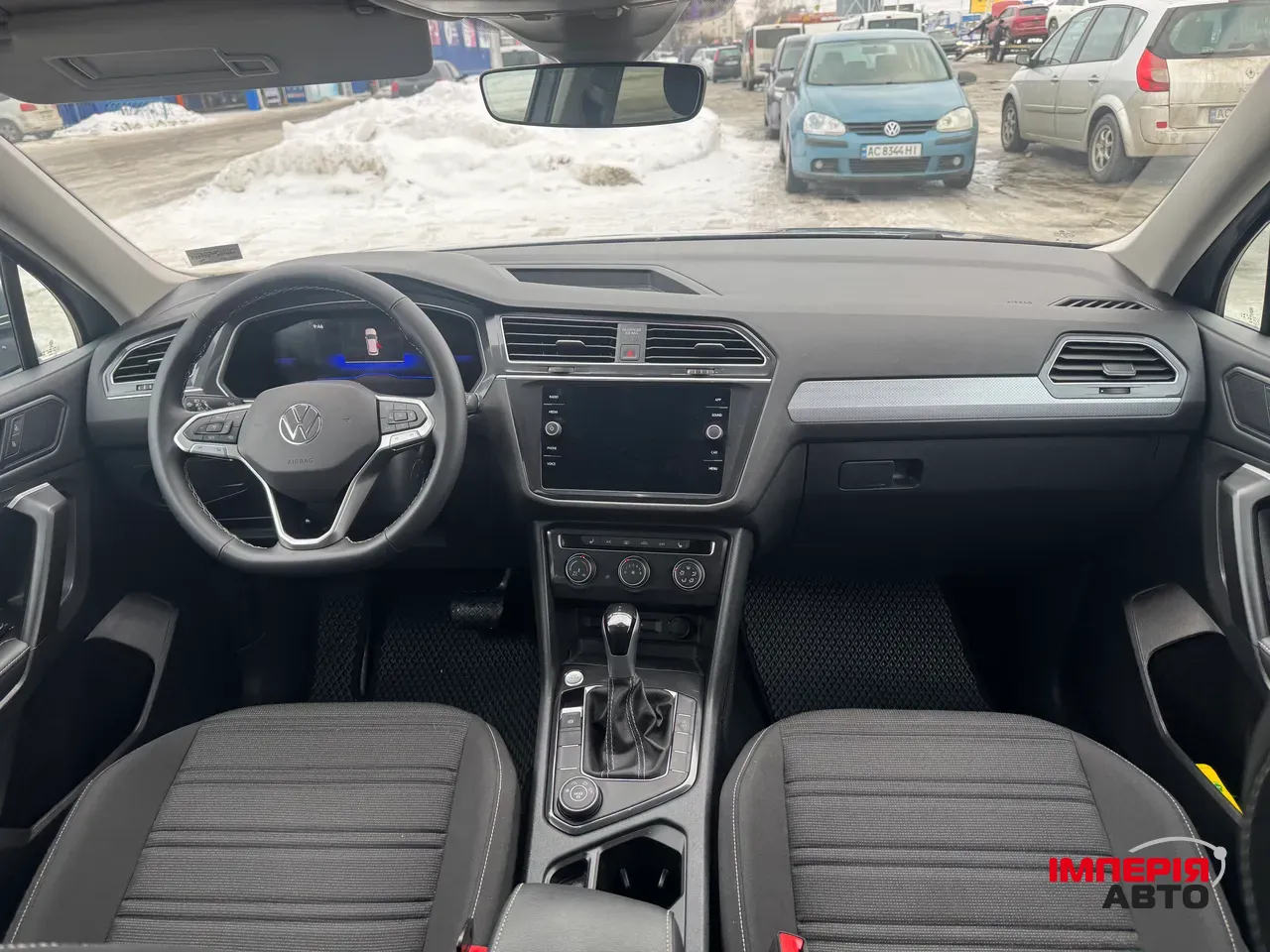 Volkswagen Tiguan - фото 10