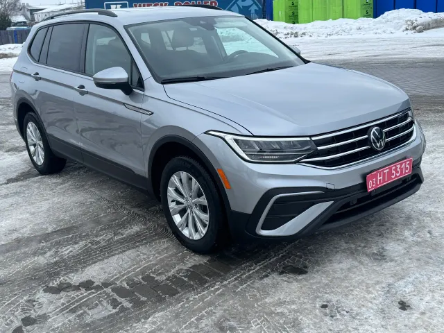 Volkswagen Tiguan - фото 1