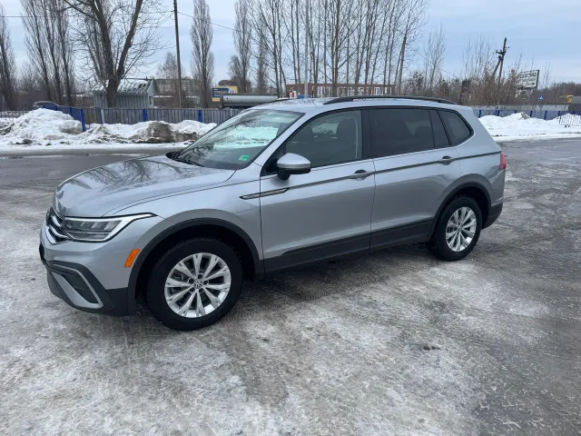 Volkswagen Tiguan - фото 5