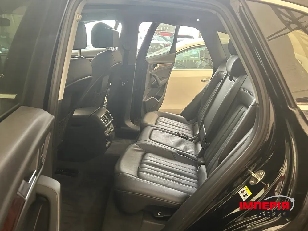 Audi Q5 - фото 9