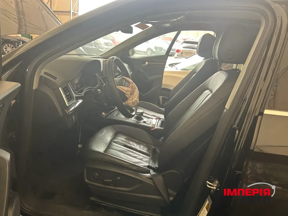 Audi Q5 - фото 8