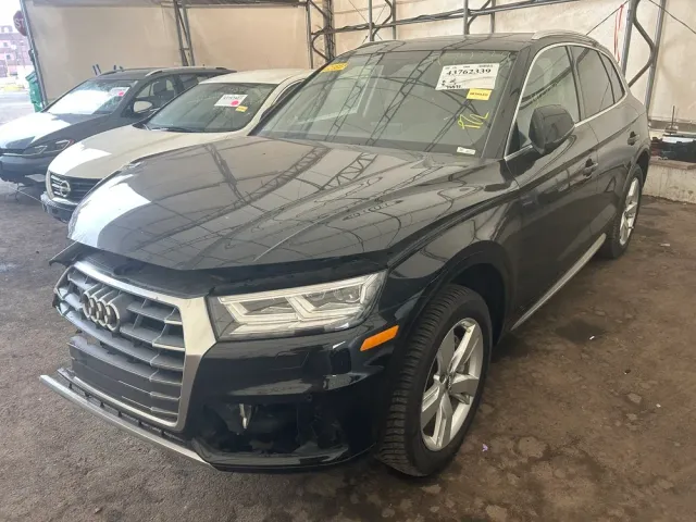 Audi Q5 - фото 3