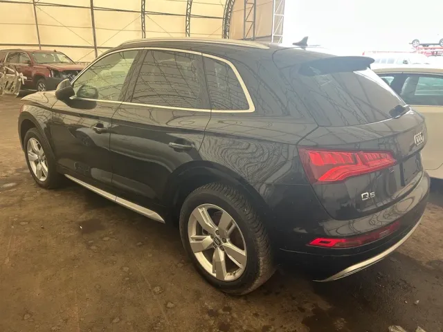 Audi Q5 - фото 4