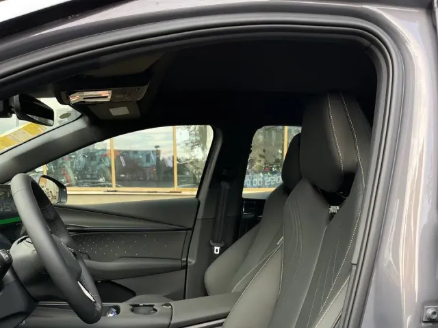 Volkswagen ID. UNYX 06 - фото 5