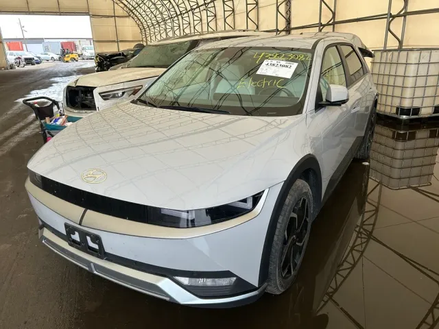 Hyundai IONIQ 5 - фото 3