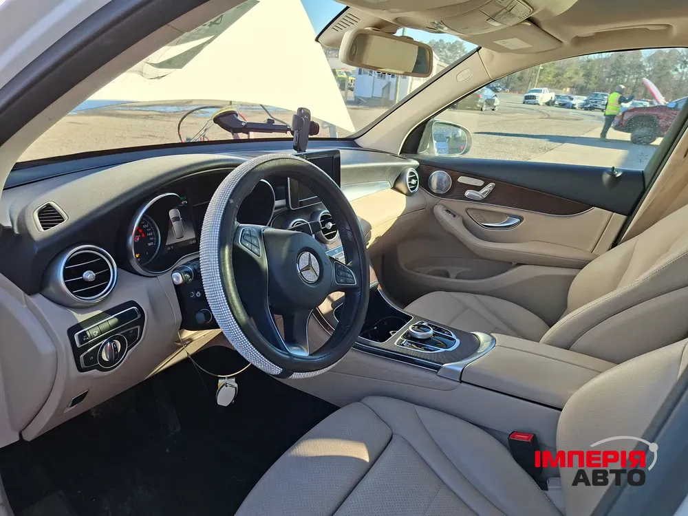 Mercedes-Benz GLC - фото 8