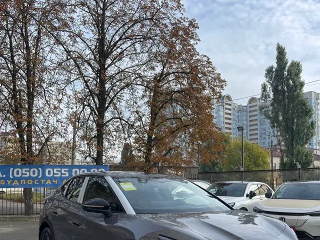 Volkswagen ID. UNYX 06 - фото 2