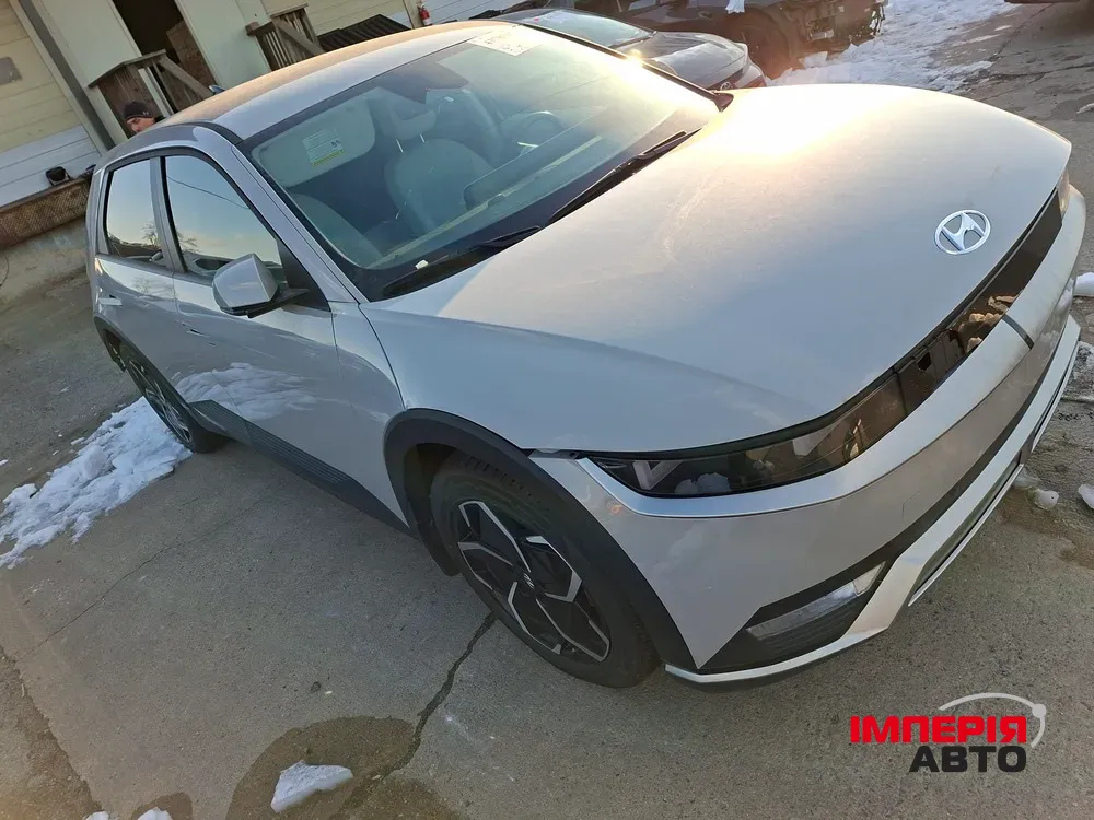 Hyundai IONIQ 5 - фото 1