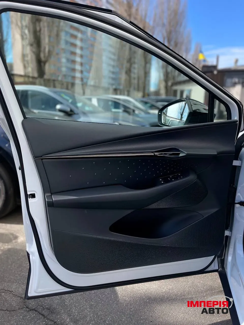 Volkswagen ID. UNYX 06 - фото 27