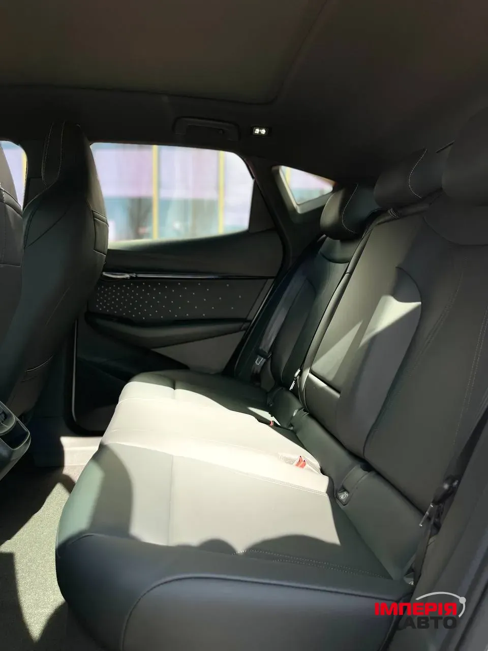 Volkswagen ID. UNYX 06 - фото 31