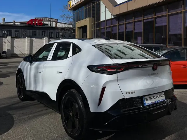 Volkswagen ID. UNYX 06 - фото 3