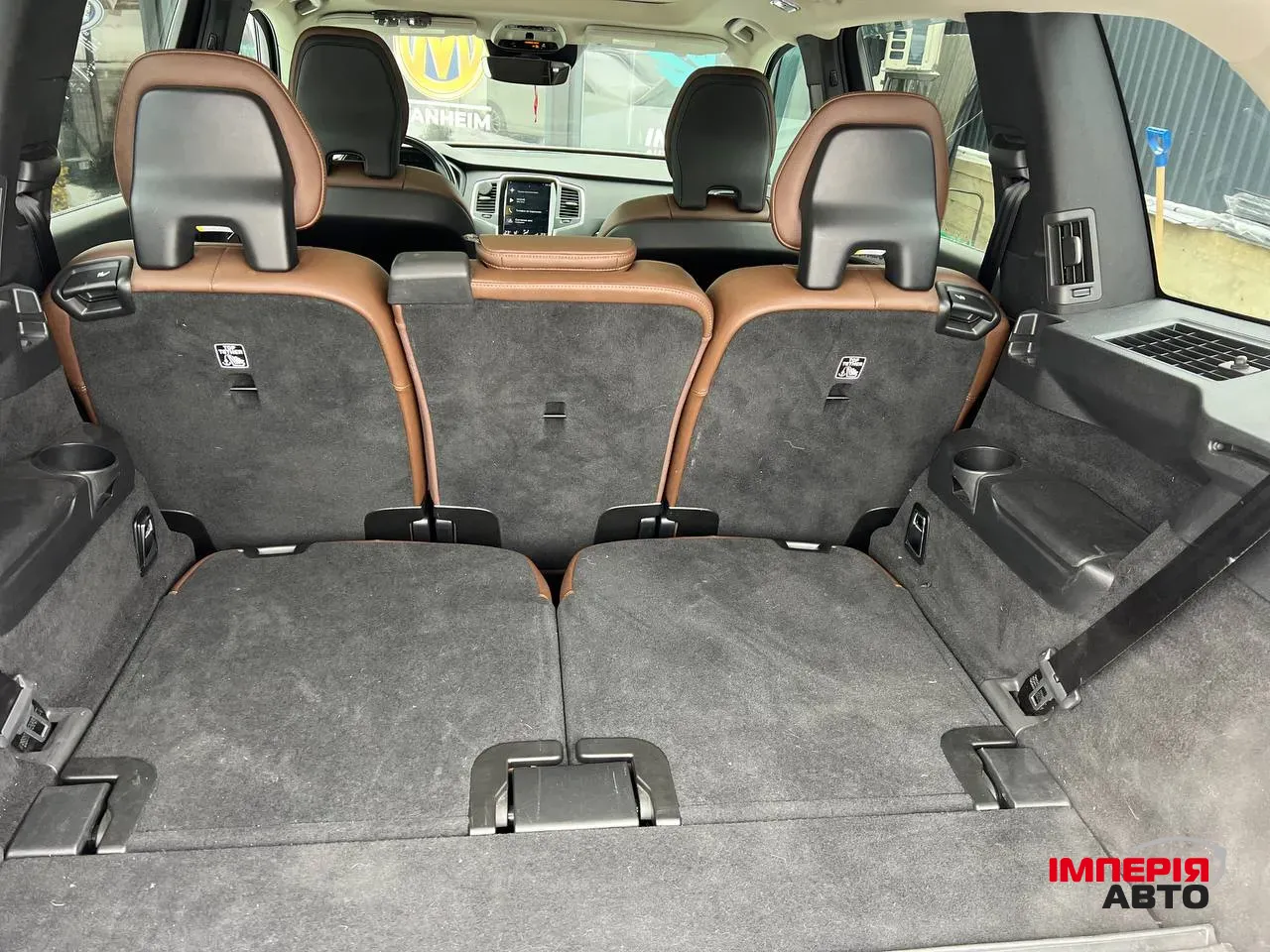 Volvo XC90 - фото 14