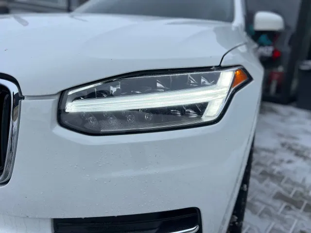 Volvo XC90 - фото 3