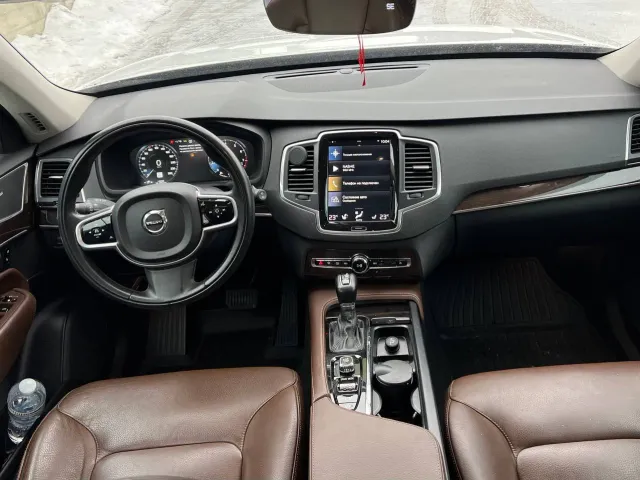 Volvo XC90 - фото 5