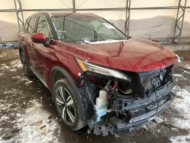 Nissan Rogue - фото 1