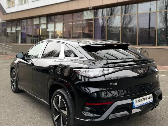 BYD Sea Lion 07 - фото 3