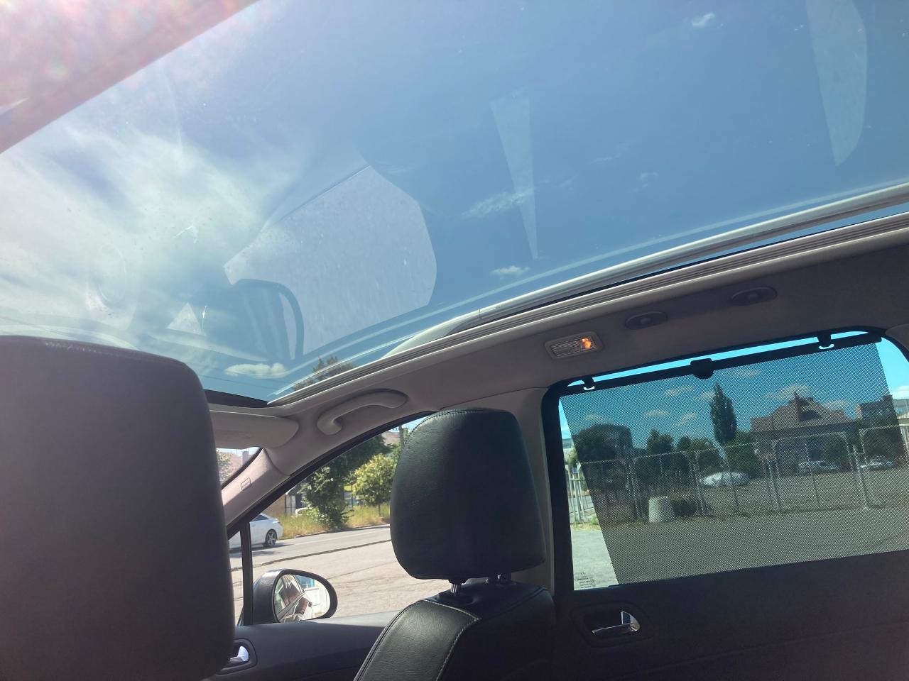 Peugeot 308 - фото 8