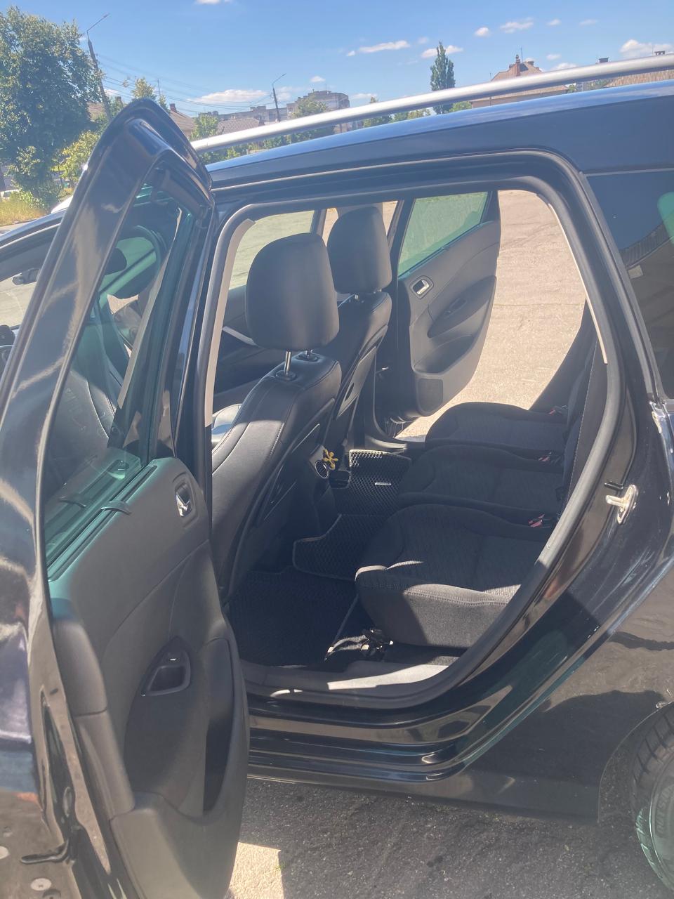 Peugeot 308 - фото 30