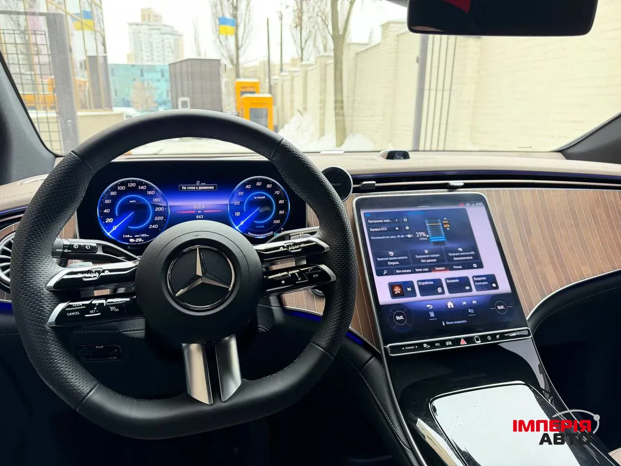 Mercedes-Benz EQE SUV - фото 18