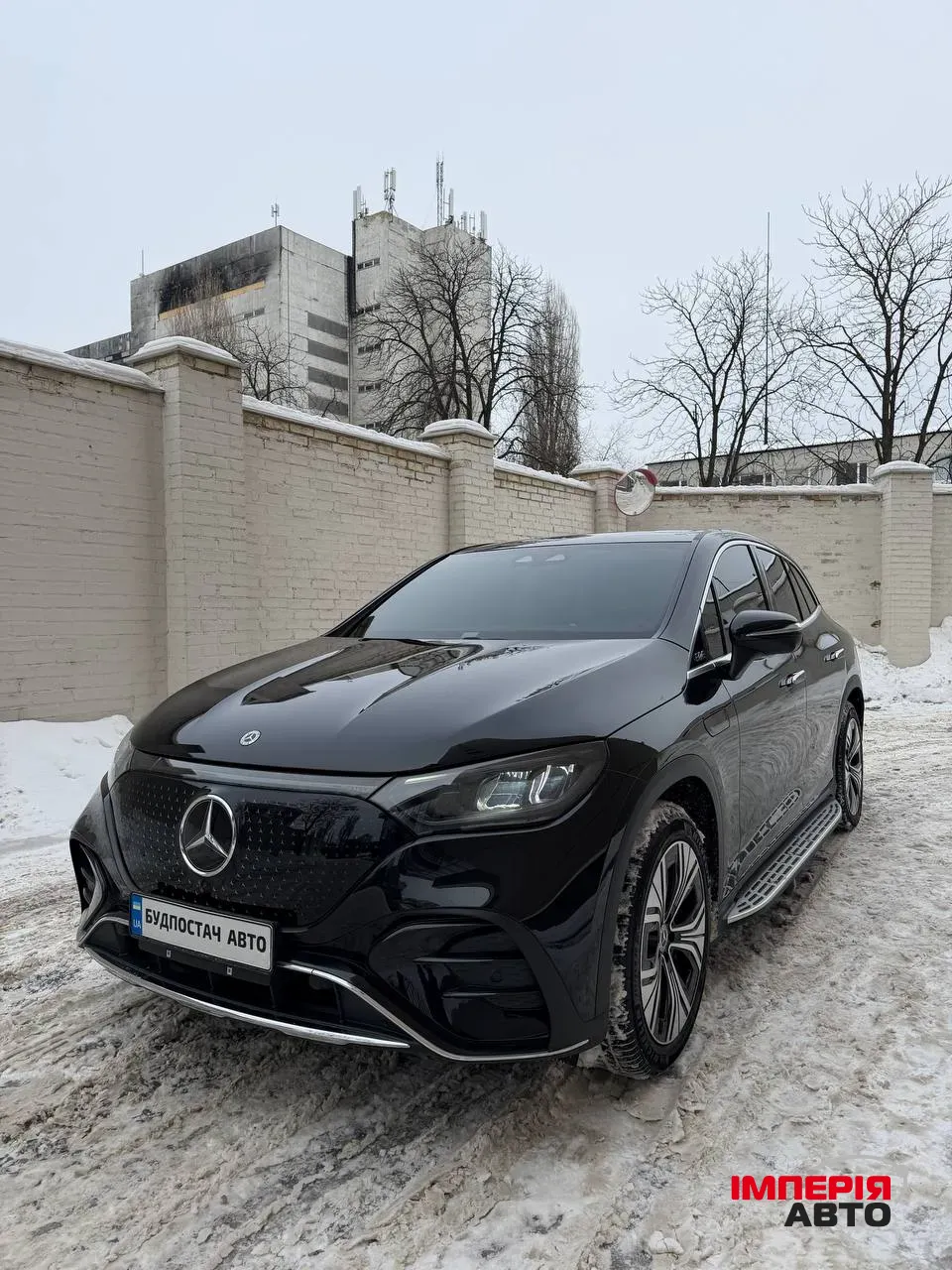 Mercedes-Benz EQE SUV - фото 12