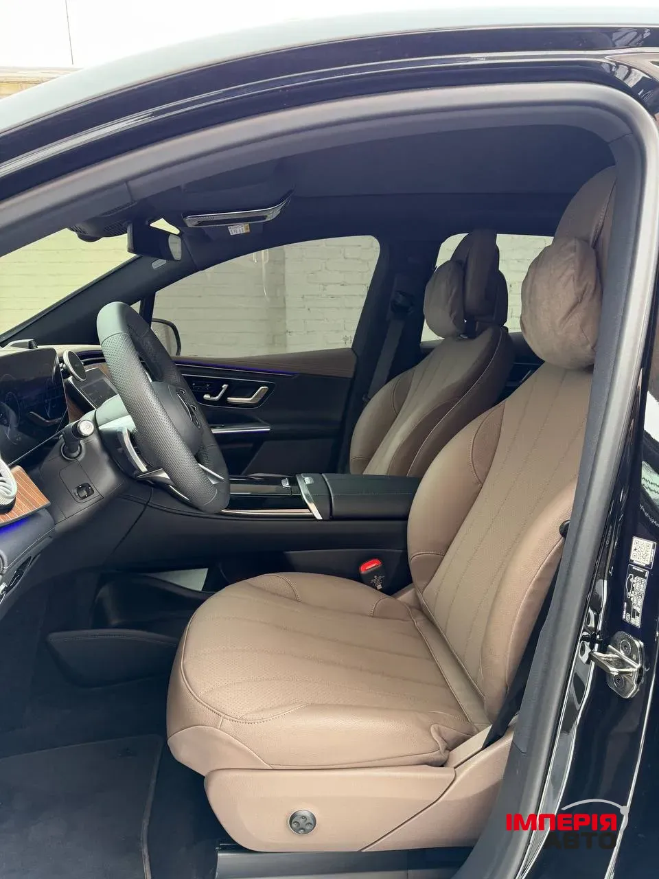 Mercedes-Benz EQE SUV - фото 27