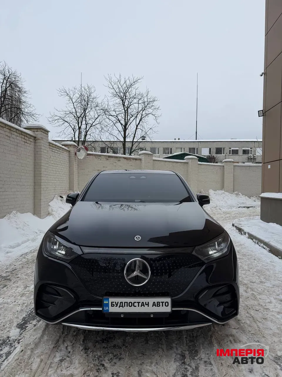 Mercedes-Benz EQE SUV - фото 11