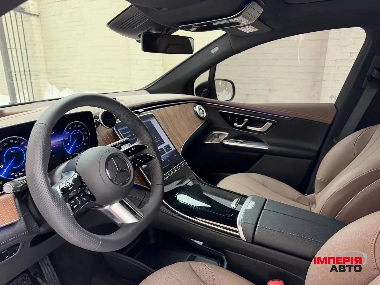 Mercedes-Benz EQE SUV - фото 23