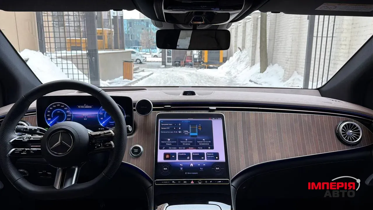 Mercedes-Benz EQE SUV - фото 35