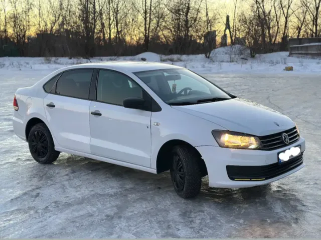Volkswagen Polo - фото 3