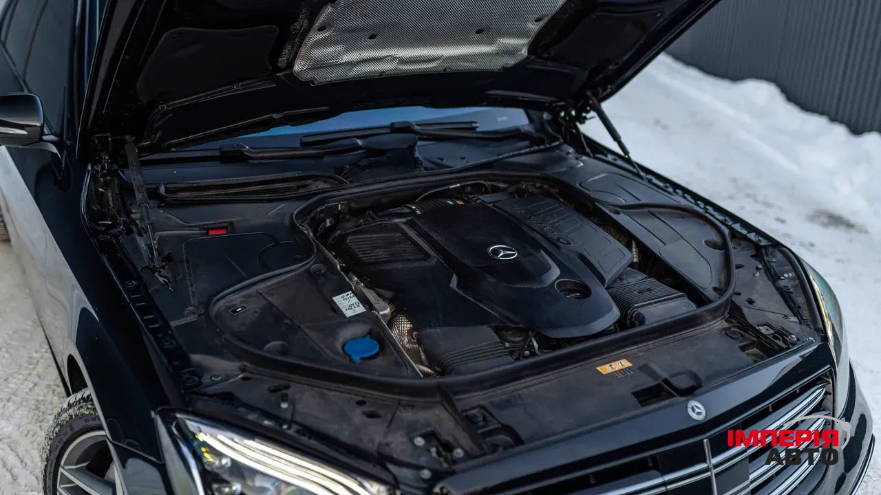 Mercedes-Benz S-Класс - фото 18