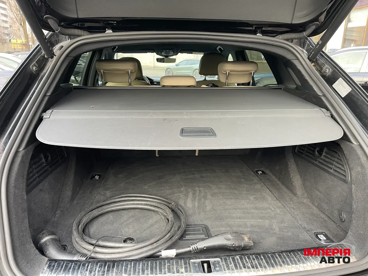 Audi e-tron - фото 22