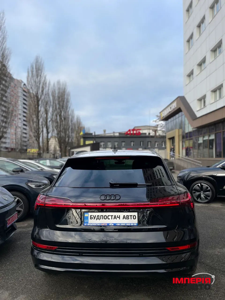Audi e-tron - фото 17