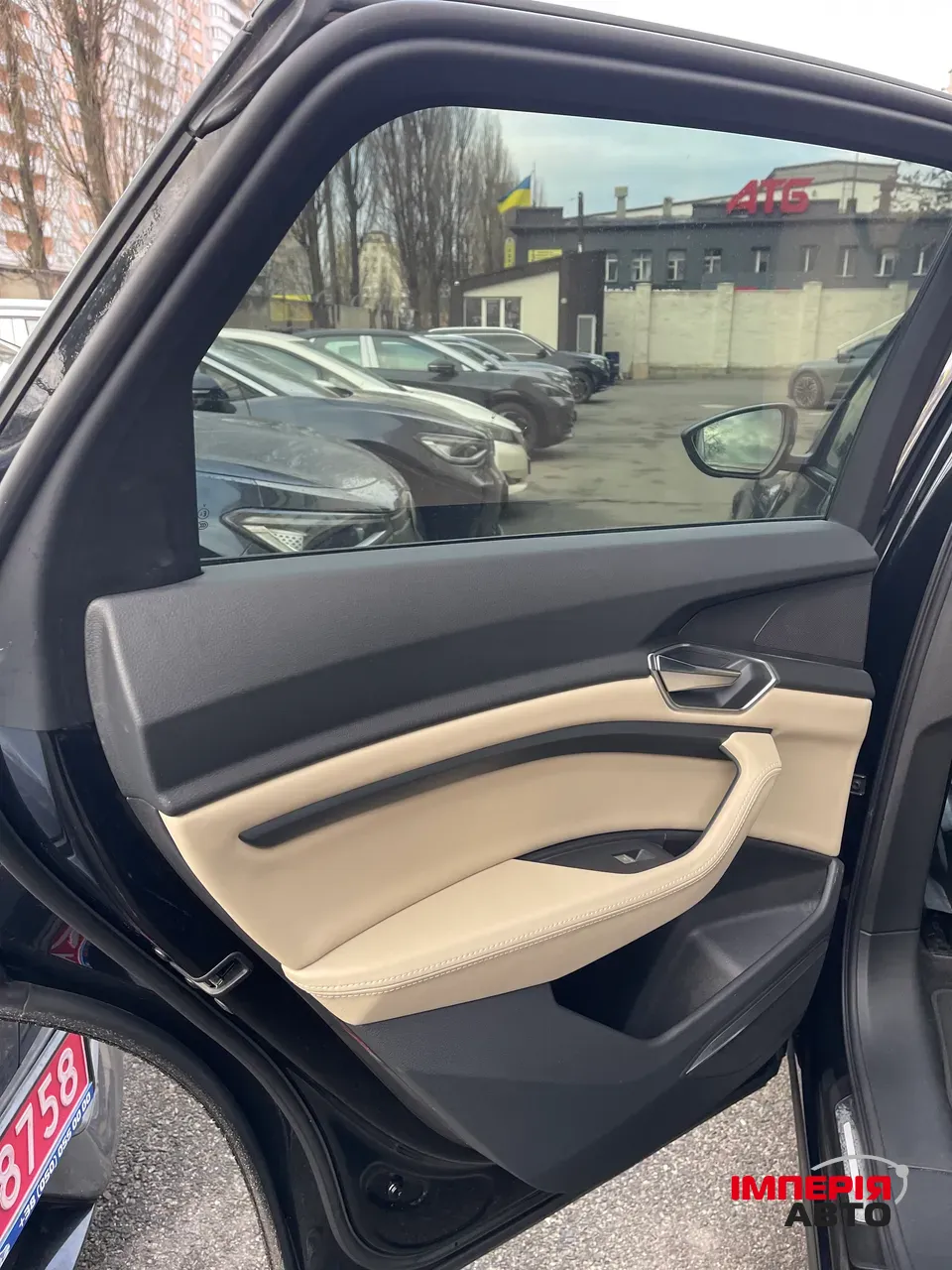 Audi e-tron - фото 23