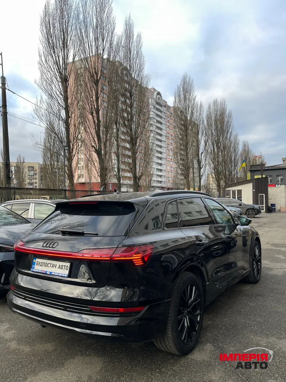 Audi e-tron - фото 20