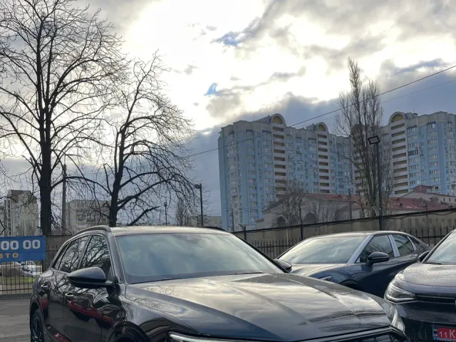 Audi e-tron - фото 2